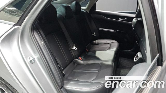 Kia K5 2023 — photo 23