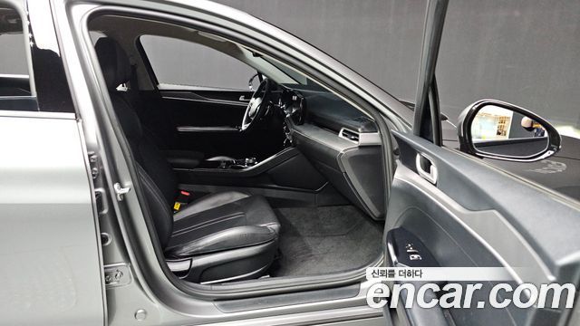 Kia K5 2023 — photo 24