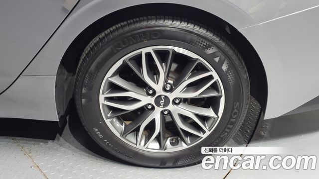 Kia K5 2023 — photo 7