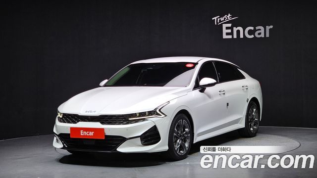 Kia K5 2023 — photo 1