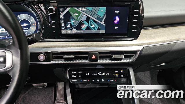 Kia K5 2023 — photo 18