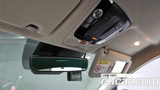 Kia K5 2023 — photo 24
