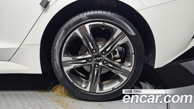 Kia K5 2023 — photo 7