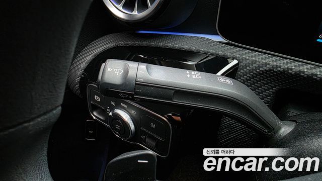 Mercedes-Benz A-Class 2020 — photo 29