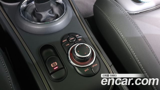 Mini Countryman 2023 — photo 30