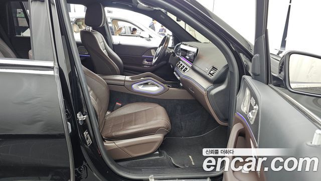 Mercedes-Benz GLS-Class 2022 — photo 17