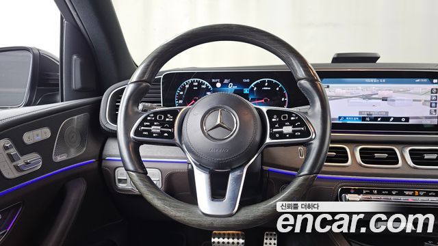 Mercedes-Benz GLS-Class 2022 — photo 19