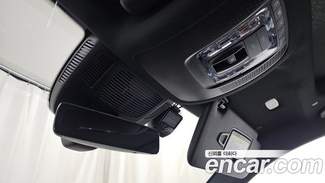 Mercedes-Benz GLS-Class 2022 — photo 29