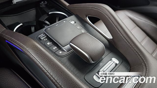 Mercedes-Benz GLS-Class 2022 — photo 30
