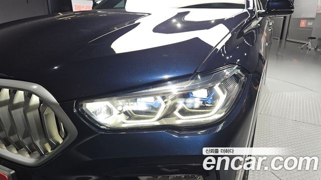 BMW X6 2021 — photo 8