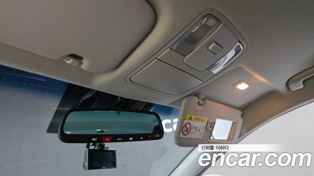 Kia K3 2022 — photo 28