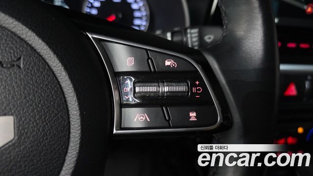 Kia K3 2022 — photo 32