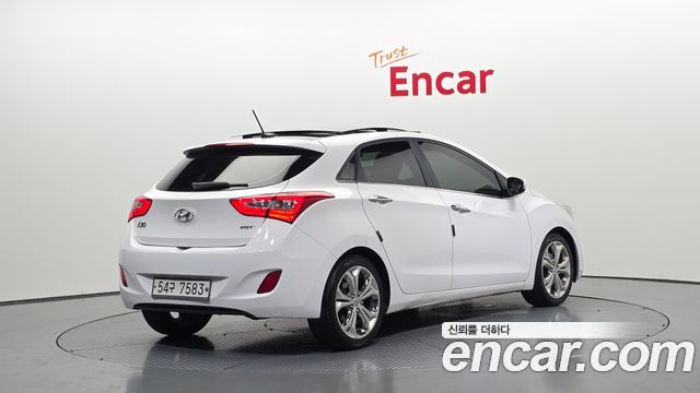 Hyundai i30 2014 — photo 2
