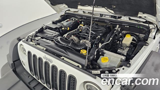 Jeep Wrangler 2017 — photo 6