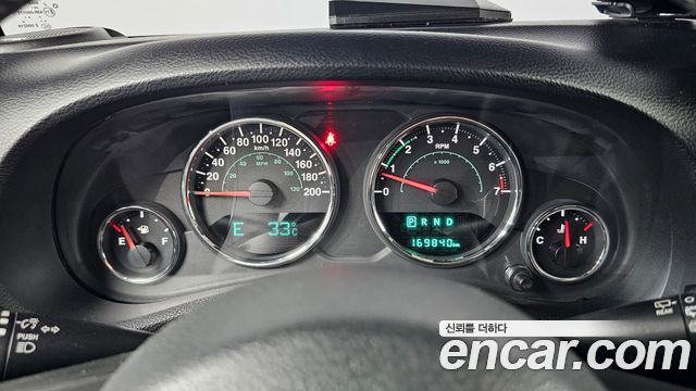 Jeep Wrangler 2017 — photo 8