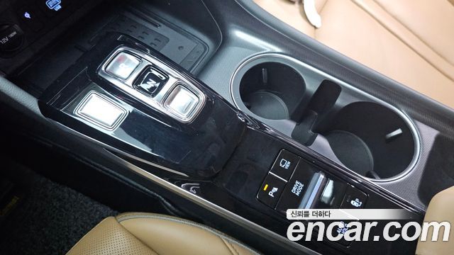 Hyundai Sonata 2020 — photo 12