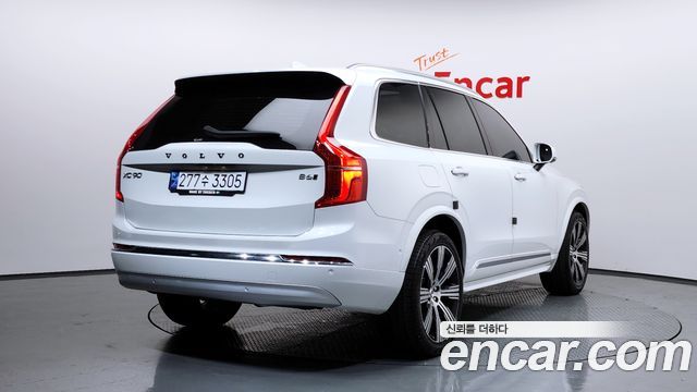 Volvo XC90 2022 — photo 2