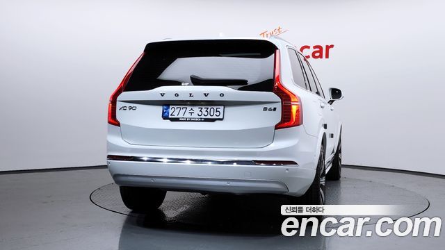 Volvo XC90 2022 — photo 4