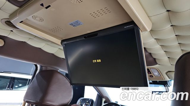 Kia Canival 2018 — photo 22
