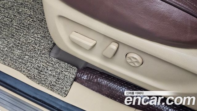 Kia Canival 2018 — photo 31