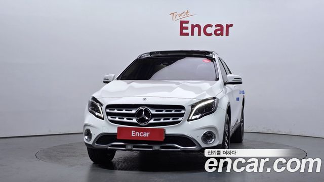 Mercedes-Benz GLA-Class 2019 — photo 3