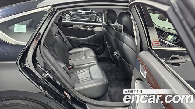 Hyundai Genesis 2016 — photo 17