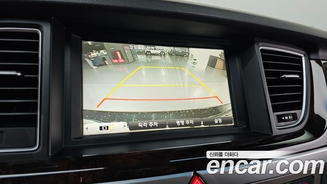 Hyundai Genesis 2016 — photo 21