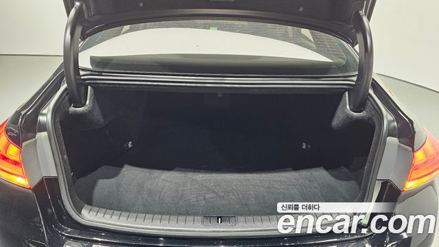 Hyundai Genesis 2016 — photo 24