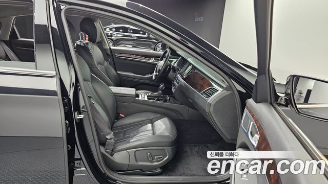 Hyundai Genesis 2016 — photo 16