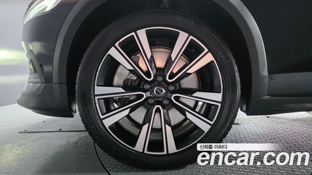 Volvo V60 2023 — photo 5