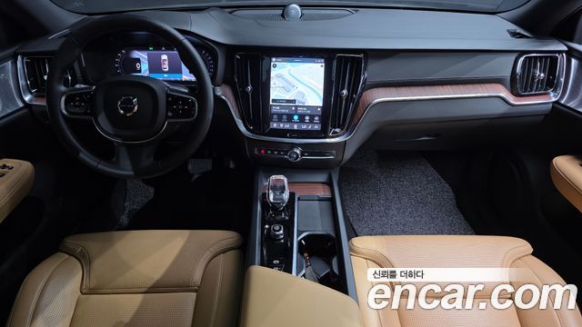 Volvo V60 2023 — photo 7