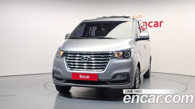 Hyundai Starex 2019 — photo 3