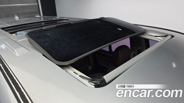 Hyundai Starex 2019 — photo 19