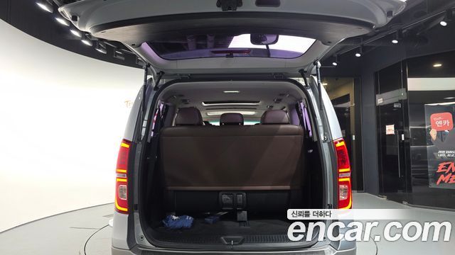 Hyundai Starex 2019 — photo 20