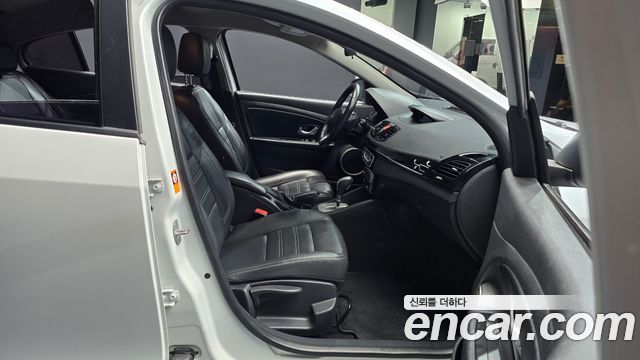 Renault Korea SM3 2017 — photo 17