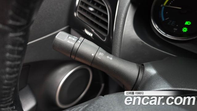 Renault Korea SM3 2017 — photo 26