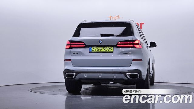 BMW X5 2026 — photo 4