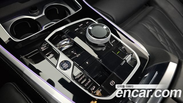 BMW X5 2026 — photo 12