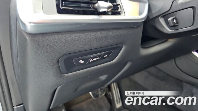 BMW X5 2026 — photo 30