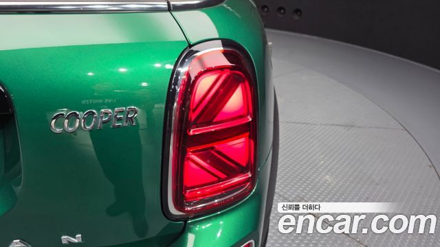 Mini Countryman 2023 — photo 9
