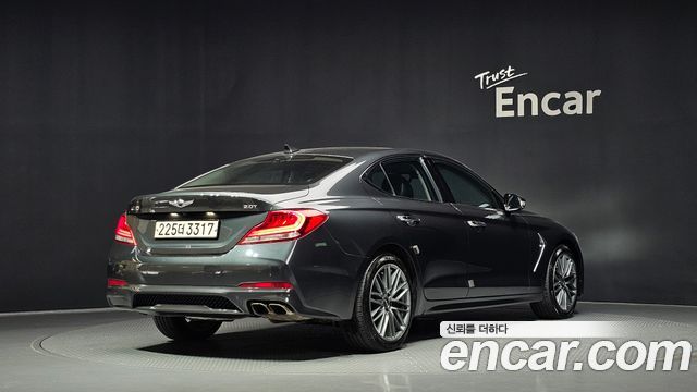 Genesis G70 2018 — photo 2
