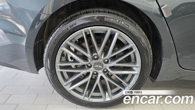 Genesis G70 2018 — photo 5
