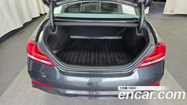 Genesis G70 2018 — photo 20