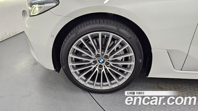 BMW Gran Turismo 2022 — photo 5