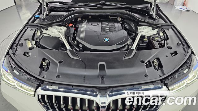 BMW Gran Turismo 2022 — photo 6