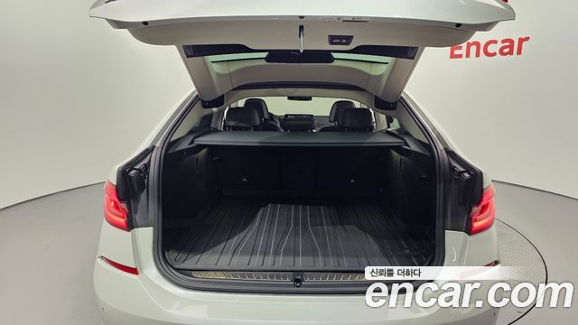 BMW Gran Turismo 2022 — photo 26