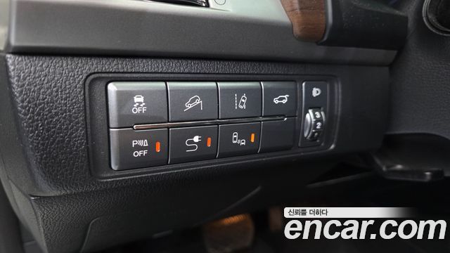 KG Mobility Rexton 2018 — photo 19