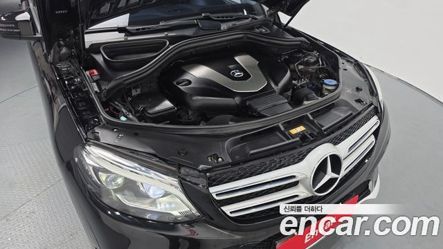 Mercedes-Benz GLE-Class 2016 — photo 6