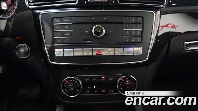 Mercedes-Benz GLE-Class 2016 — photo 23