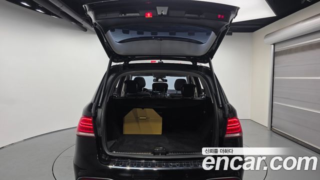 Mercedes-Benz GLE-Class 2016 — photo 26